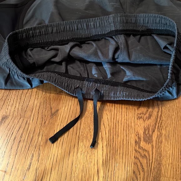 Like New Nike shorts - Picture 6 of 6